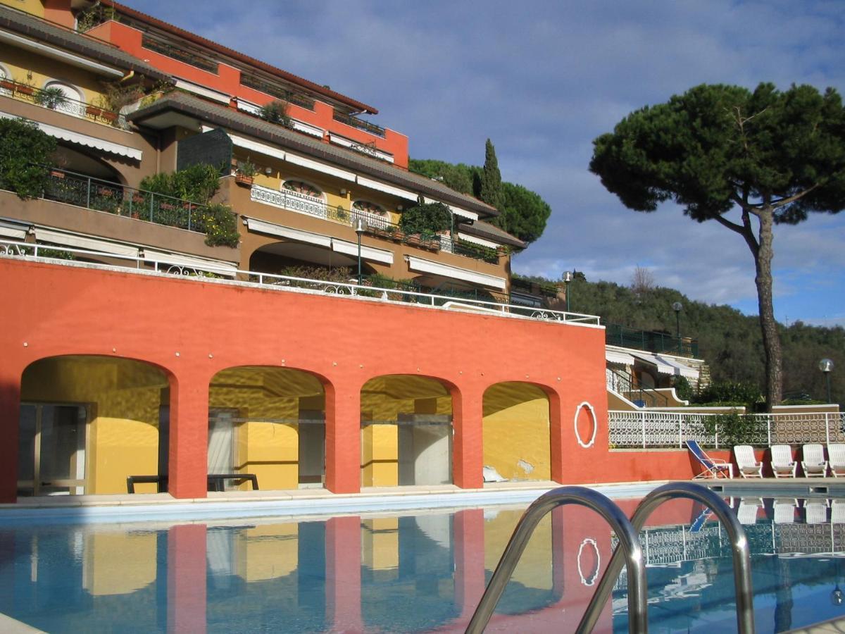 Portofino Est Residence Rapallo Exterior photo