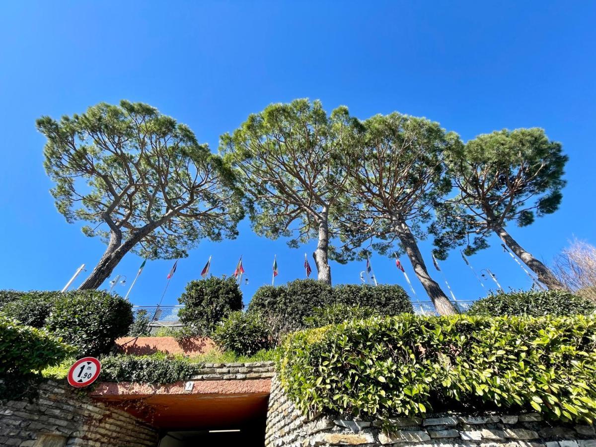 Portofino Est Residence Rapallo Exterior photo